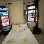 Central Charm Apartments